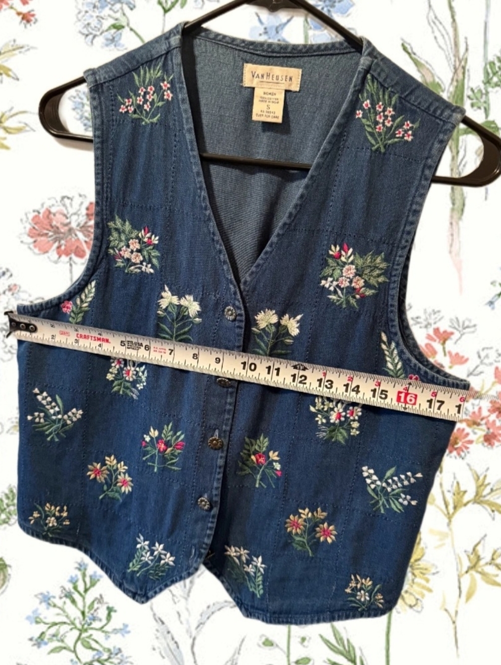 Wildfower Floral Embroidered Denim Vest by Van Huesen. Button Front. S. - Picture 6 of 8